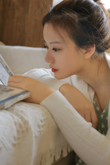 年轻的保姆